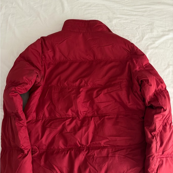 Vintage Abercrombie & Fitch Men's Red Puffer Jacket - Picture 4 of 4